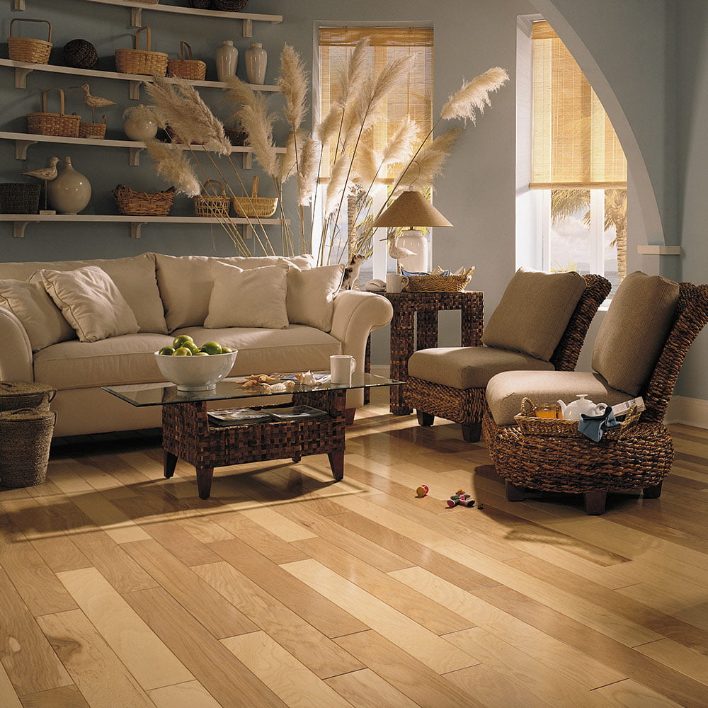 Hickory Laminate Flooring for Modern and Traditional Homes